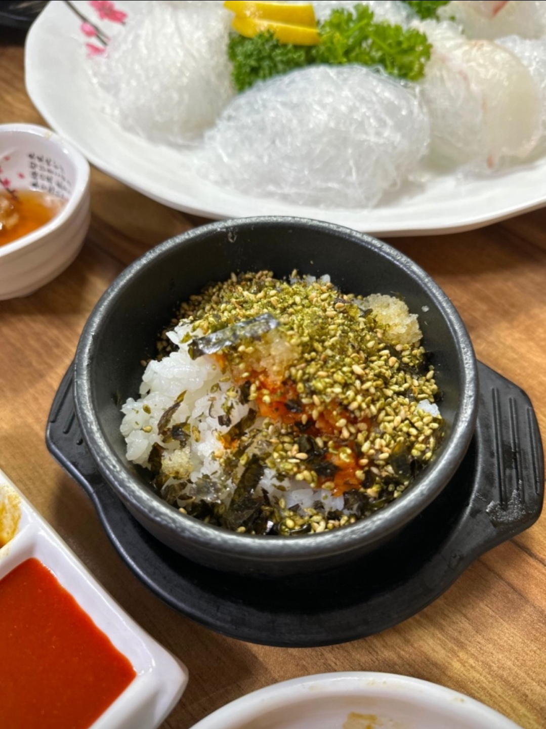 오륙도횟집 매장 방문 후 남겨주신 고객 리뷰 사진입니다.