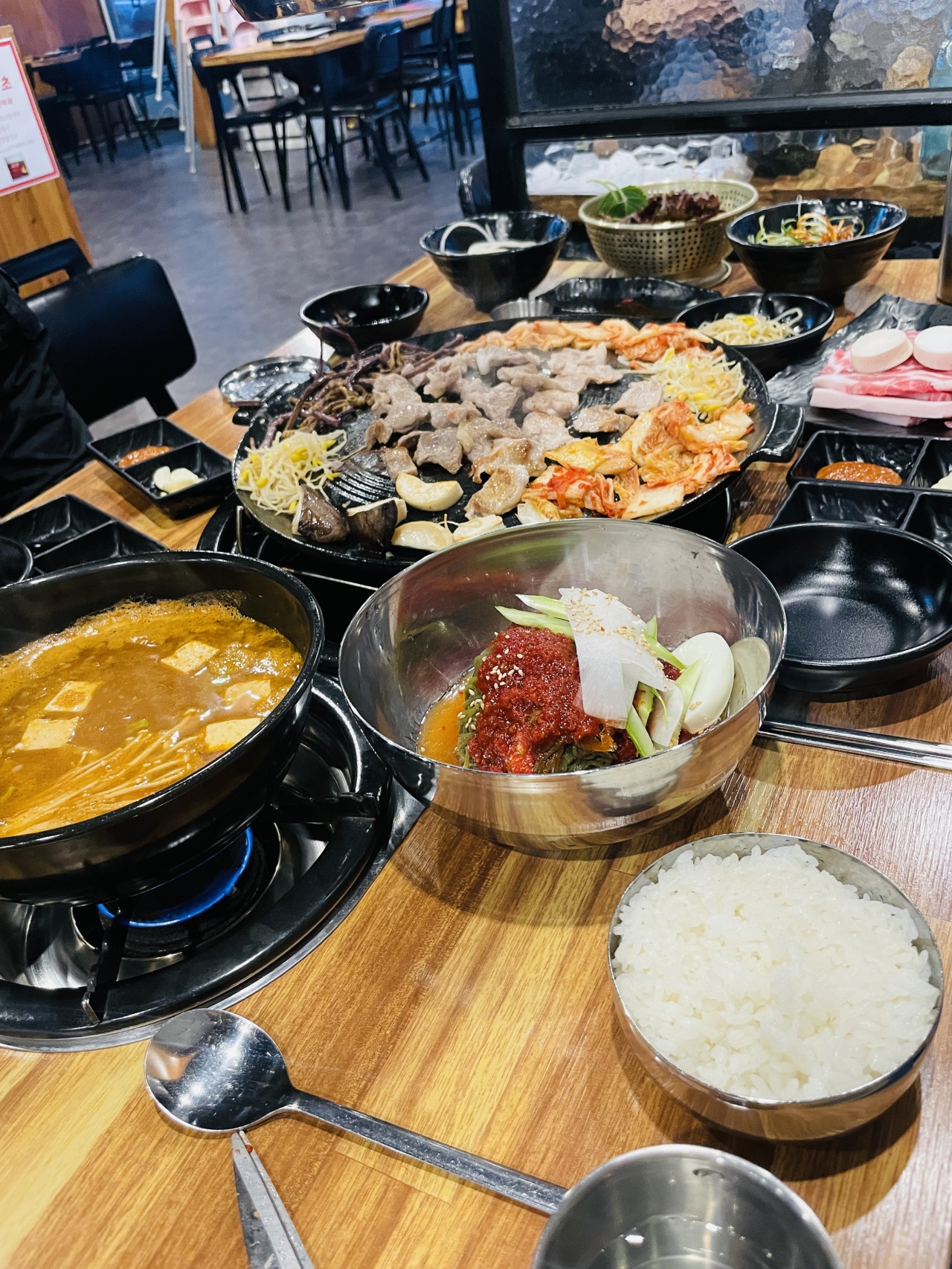 육본심 마산역점 매장 방문 후 남겨주신 고객 리뷰 사진입니다.