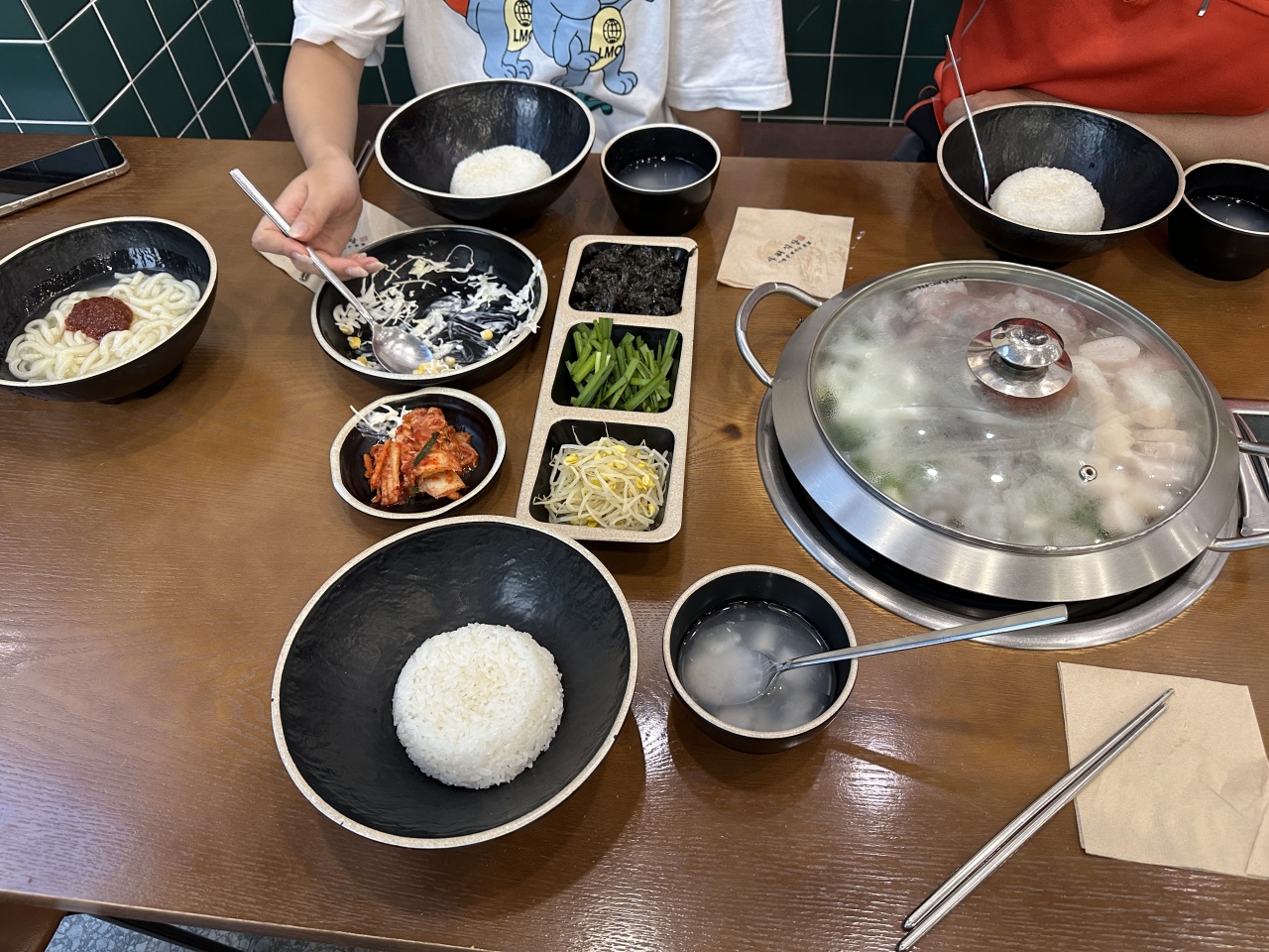 사위식당 판교점 매장 방문 후 남겨주신 고객 리뷰 사진입니다.
