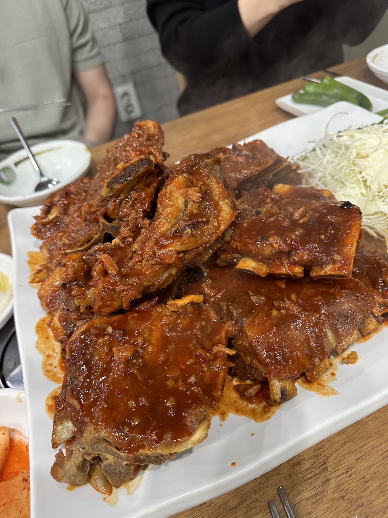 신동궁 감자탕 매장 방문 후 남겨주신 고객 리뷰 사진입니다.