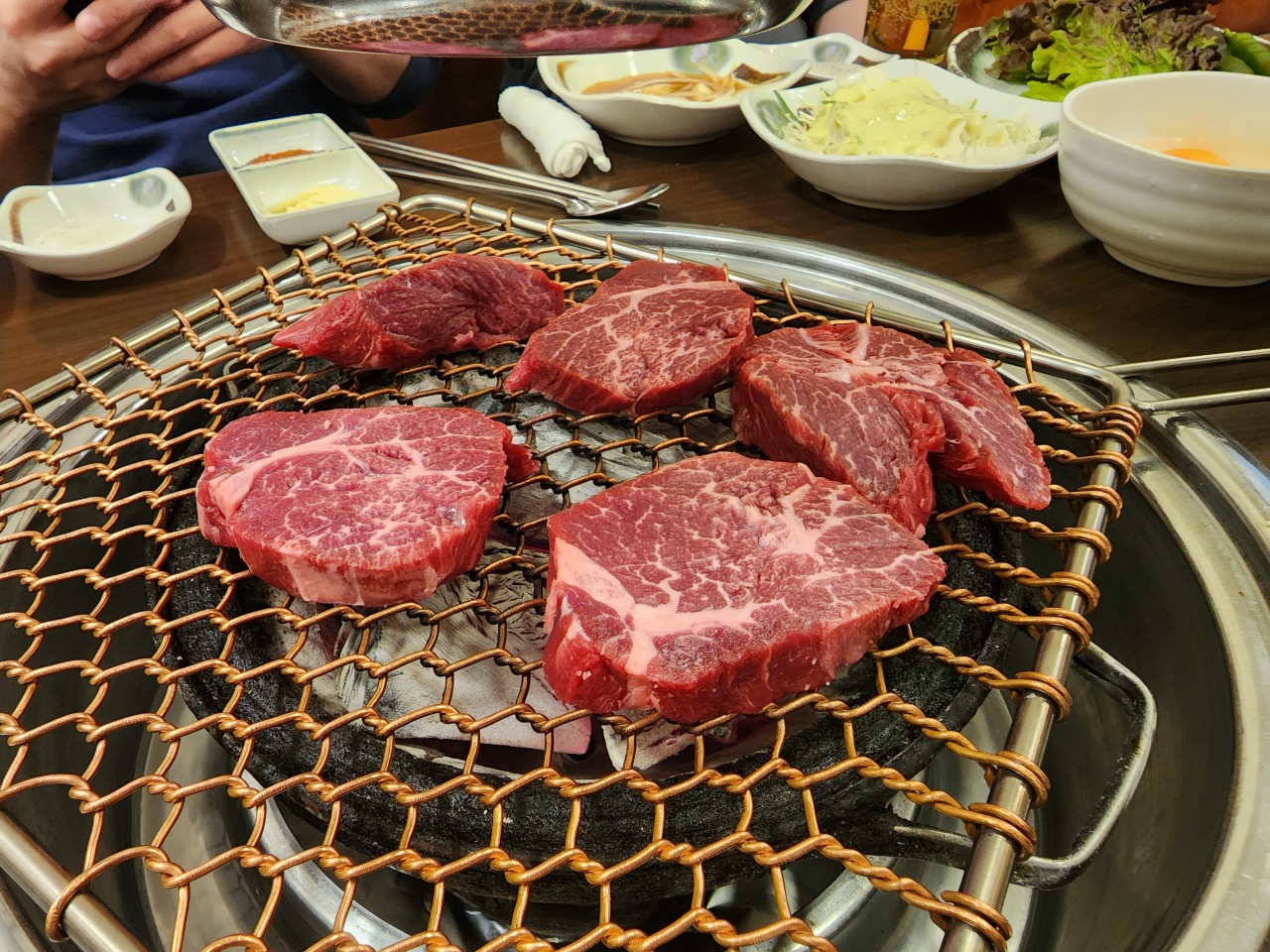 육미한우암소직판장 매장 방문 후 남겨주신 고객 리뷰 사진입니다.