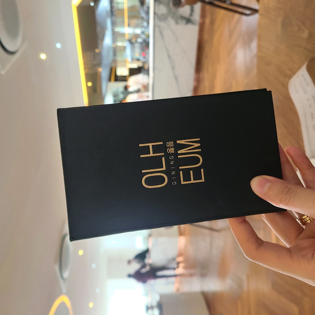 옳음 매장 방문 후 남겨주신 고객 리뷰 사진입니다.