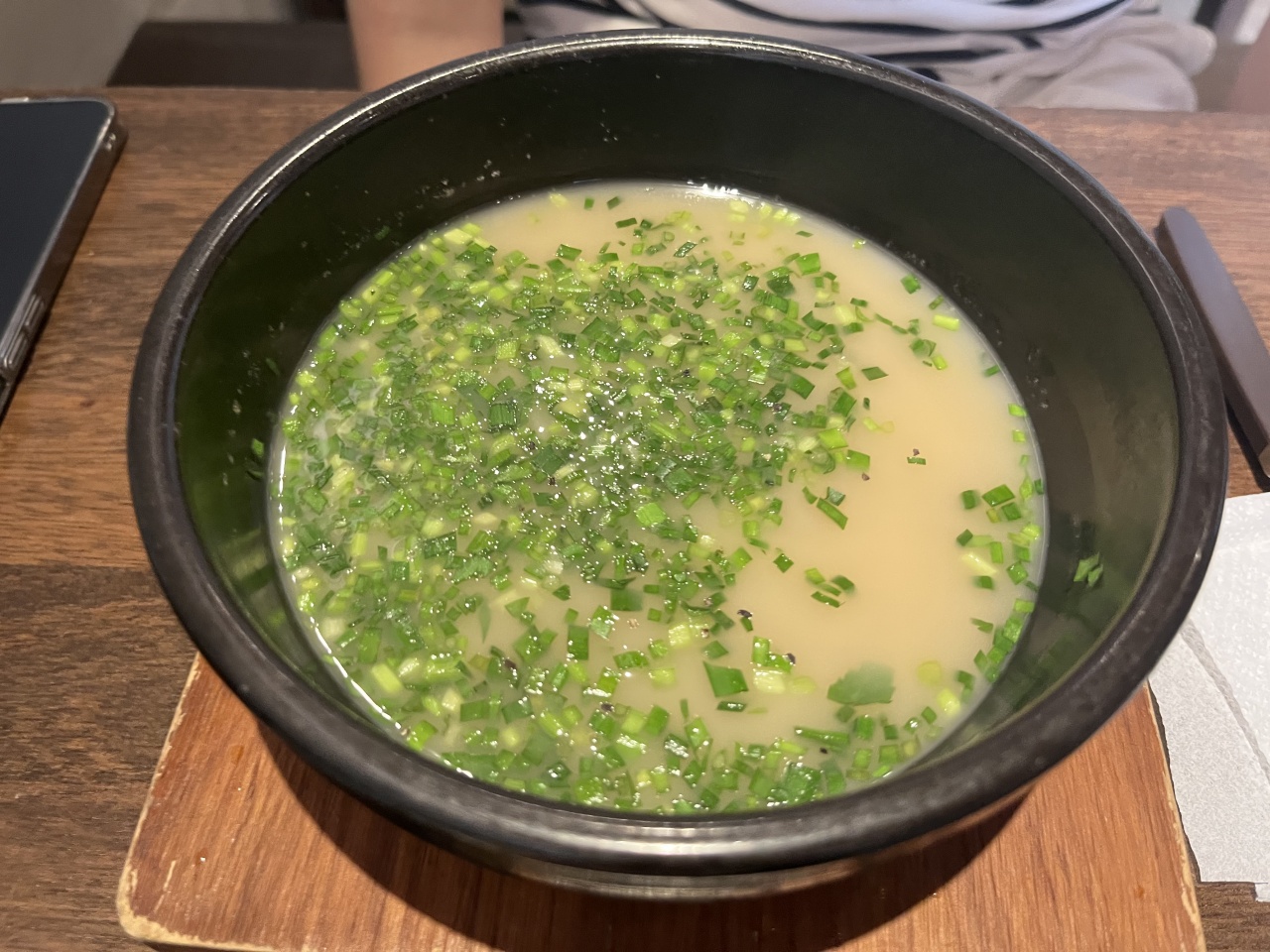 엄용백 돼지국밥 매장 방문 후 남겨주신 고객 리뷰 사진입니다.