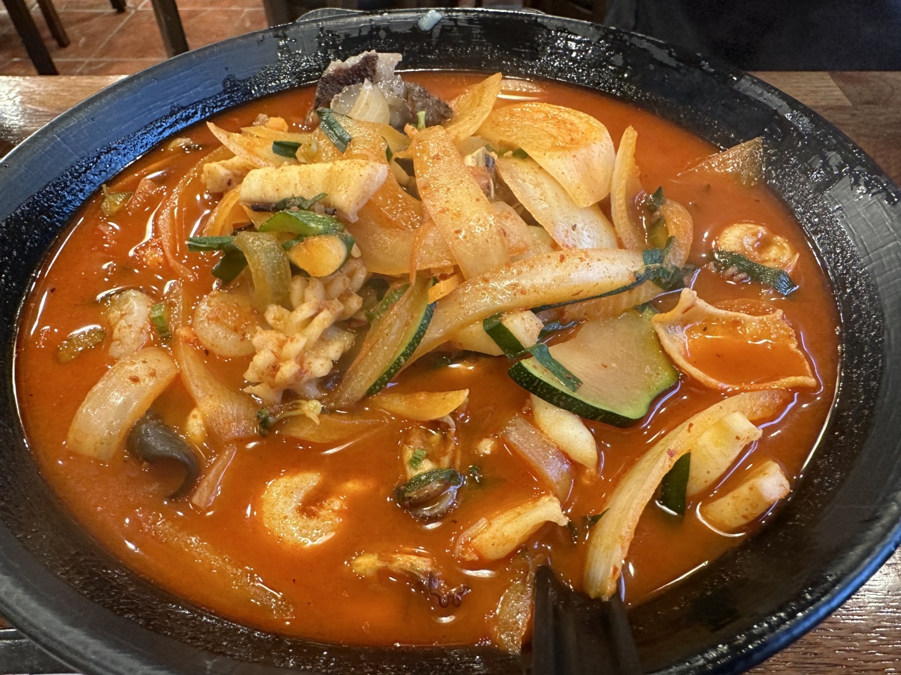 최고집손짬뽕 매장 방문 후 남겨주신 고객 리뷰 사진입니다.