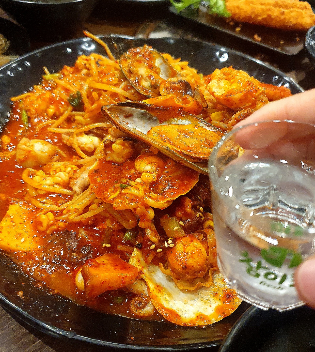 미스터아구 DMC점 매장 방문 후 남겨주신 고객 리뷰 사진입니다.