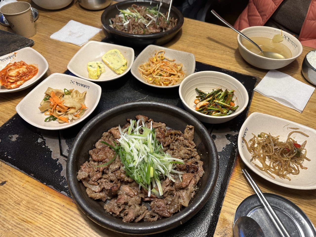 경성제일식당 매장 방문 후 남겨주신 고객 리뷰 사진입니다.