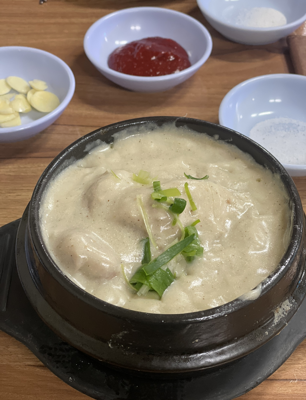 원조호수삼계탕 매장 방문 후 남겨주신 고객 리뷰 사진입니다.