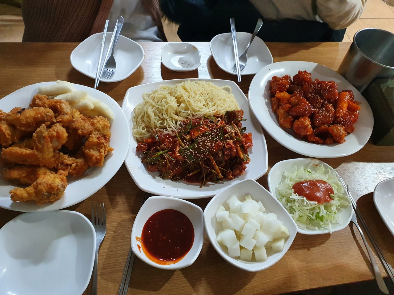 일번지통닭 매장 방문 후 남겨주신 고객 리뷰 사진입니다.
