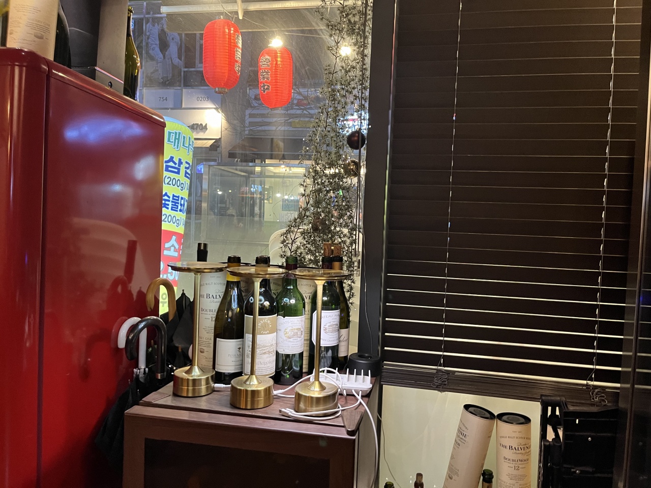 묘한식당 매장 방문 후 남겨주신 고객 리뷰 사진입니다.