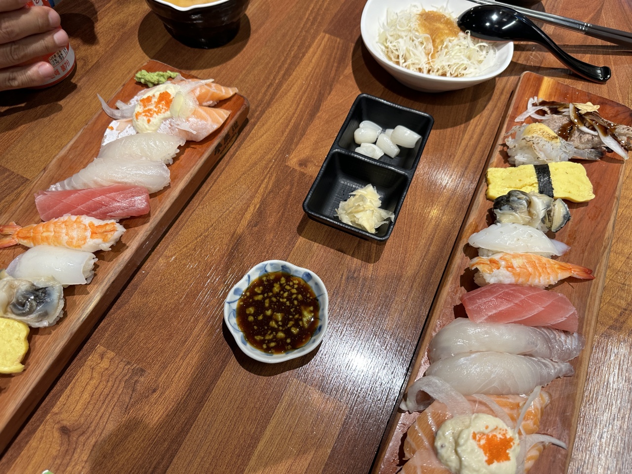 맛있는초밥집 정자점 매장 방문 후 남겨주신 고객 리뷰 사진입니다.