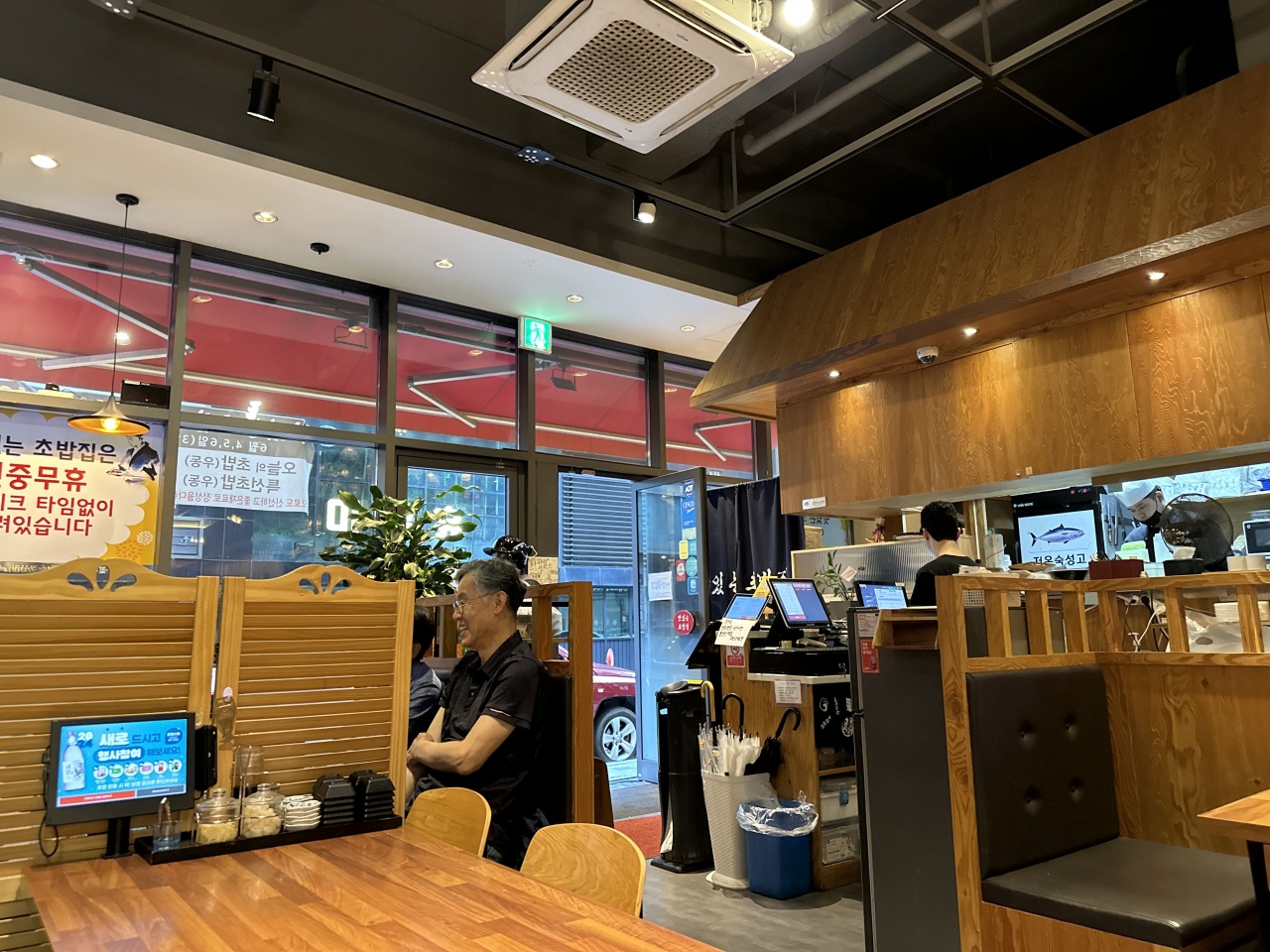 맛있는초밥집 정자점 매장 방문 후 남겨주신 고객 리뷰 사진입니다.