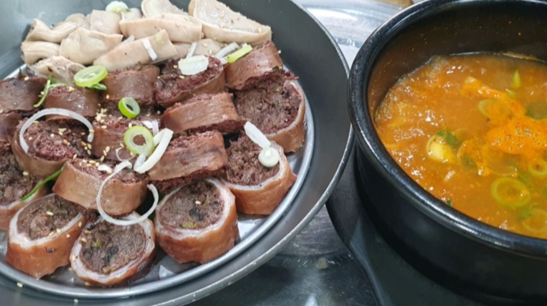 와가리피순대 매장 방문 후 남겨주신 고객 리뷰 사진입니다.