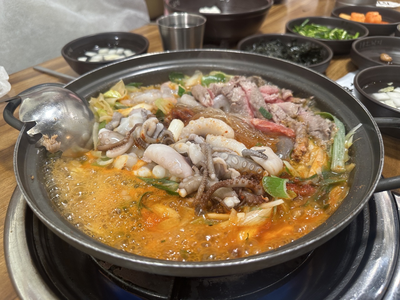 용호동낙지 매장 방문 후 남겨주신 고객 리뷰 사진입니다.