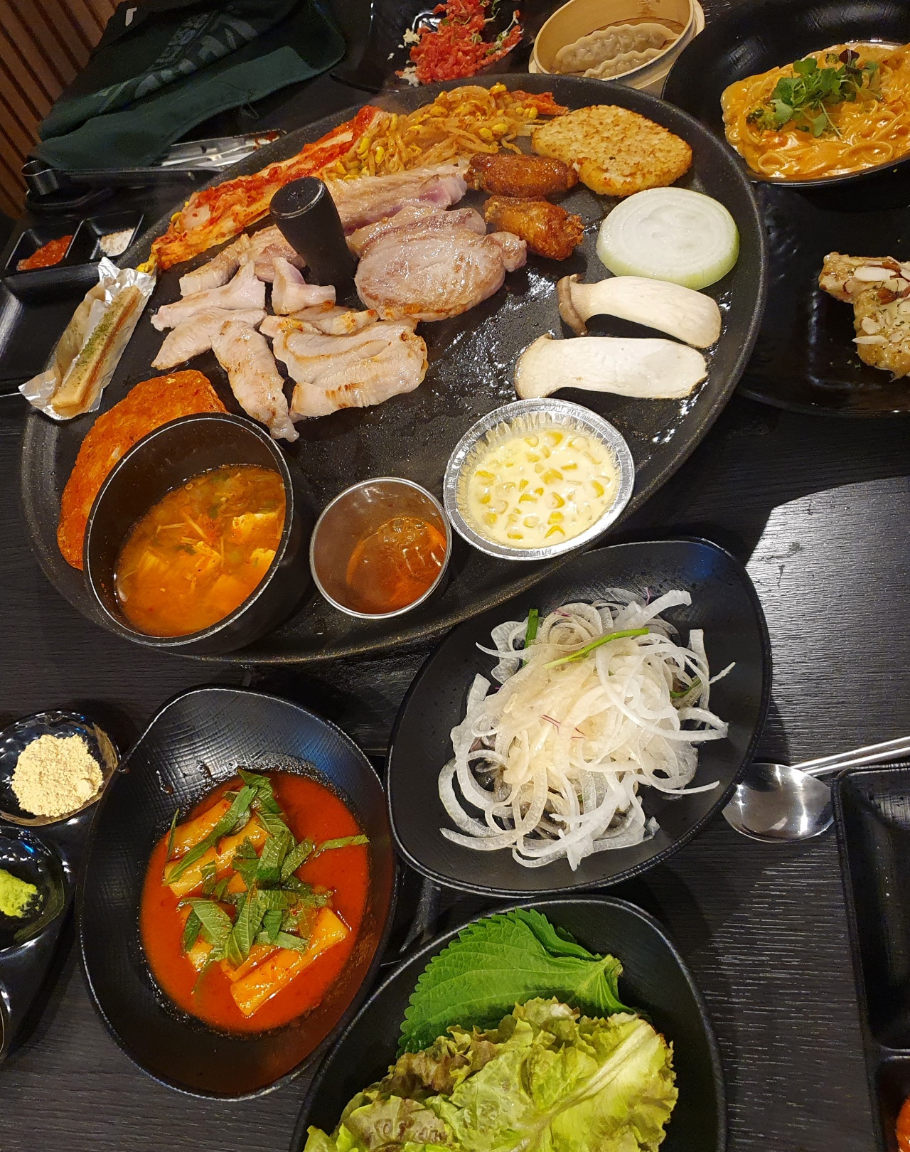 한상가득왕솥뚜껑 매장 방문 후 남겨주신 고객 리뷰 사진입니다.