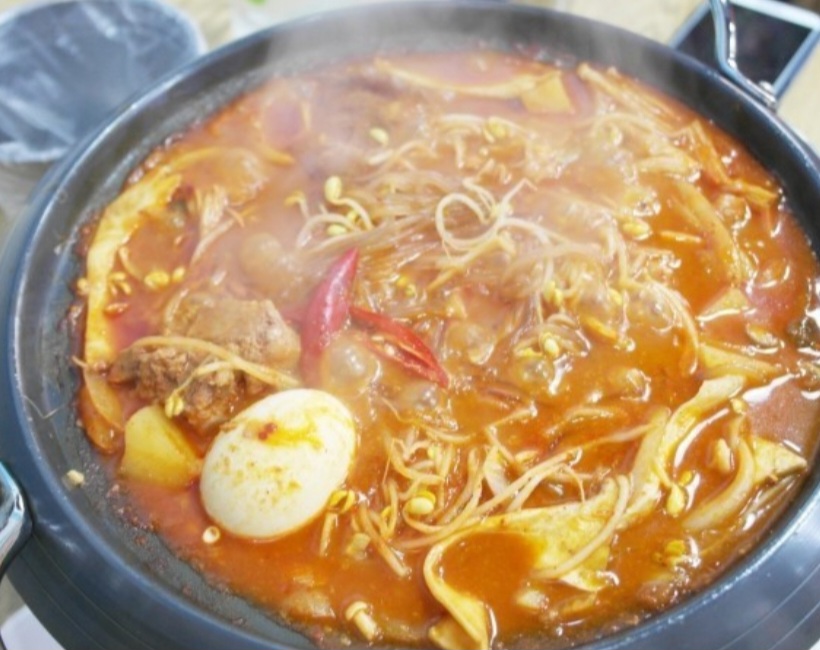 브라더매운갈비찜 매장 방문 후 남겨주신 고객 리뷰 사진입니다.