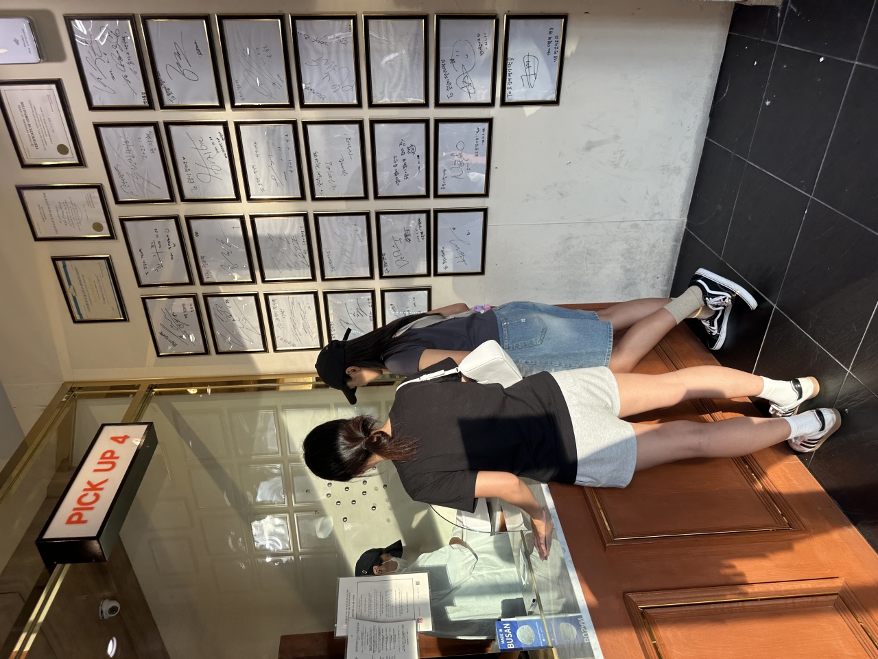 호랑이젤라떡 매장 방문 후 남겨주신 고객 리뷰 사진입니다.