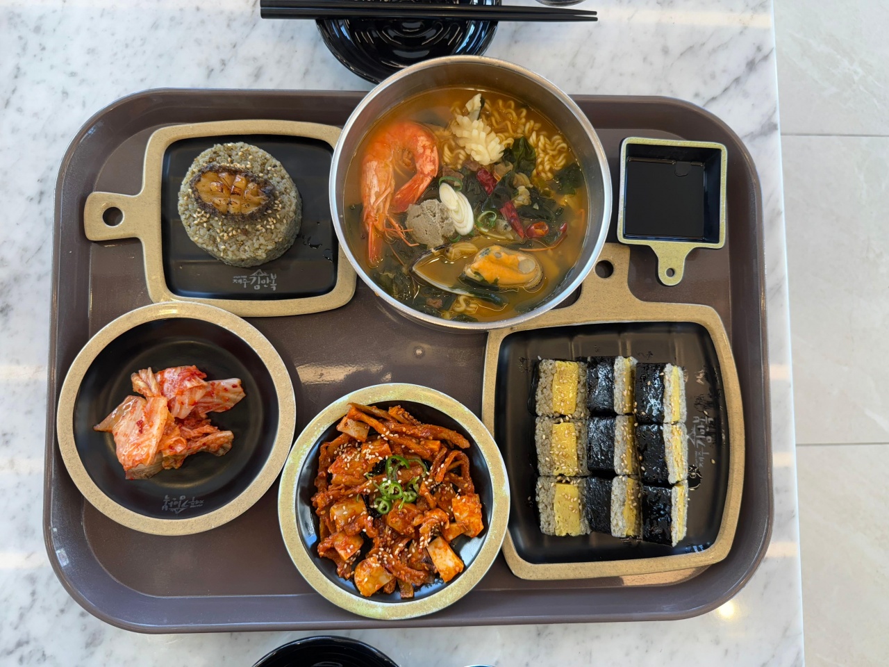 제주김만복 - 제주, 서귀포시내 | 맛집검색 식신