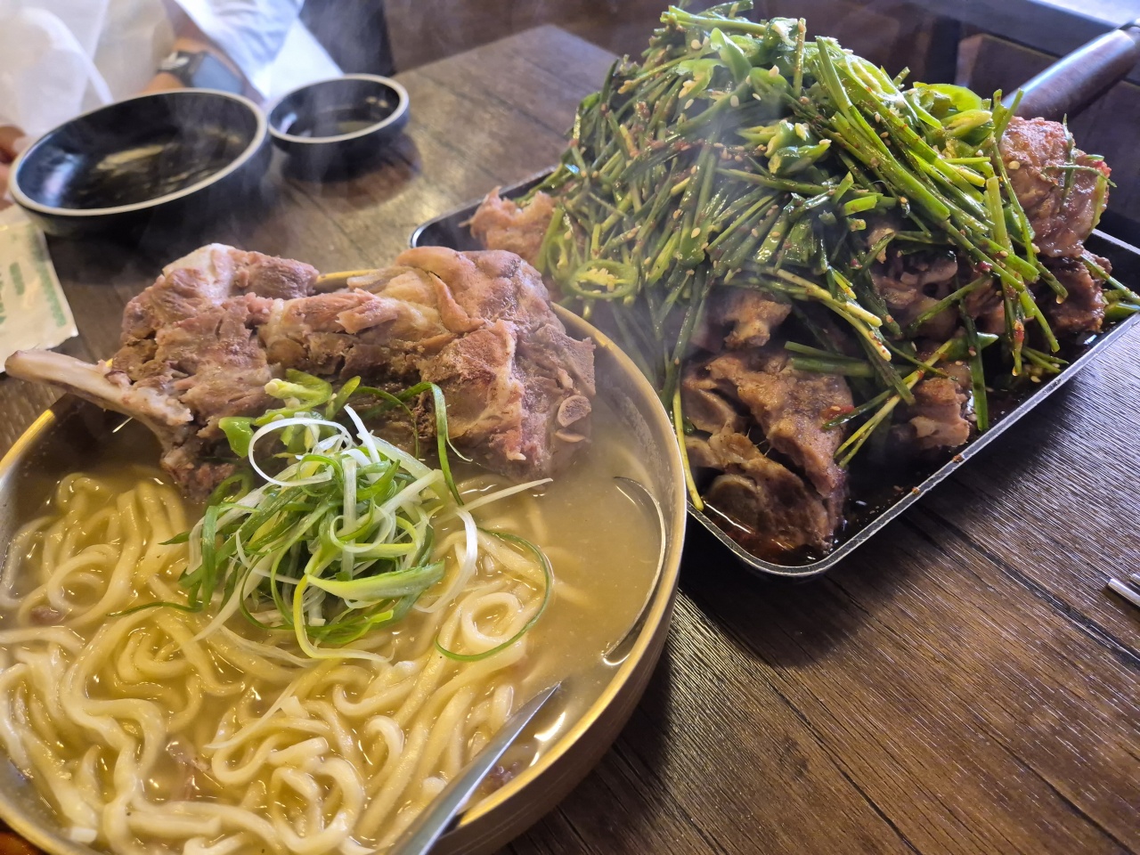뼈칼집 매장 방문 후 남겨주신 고객 리뷰 사진입니다.