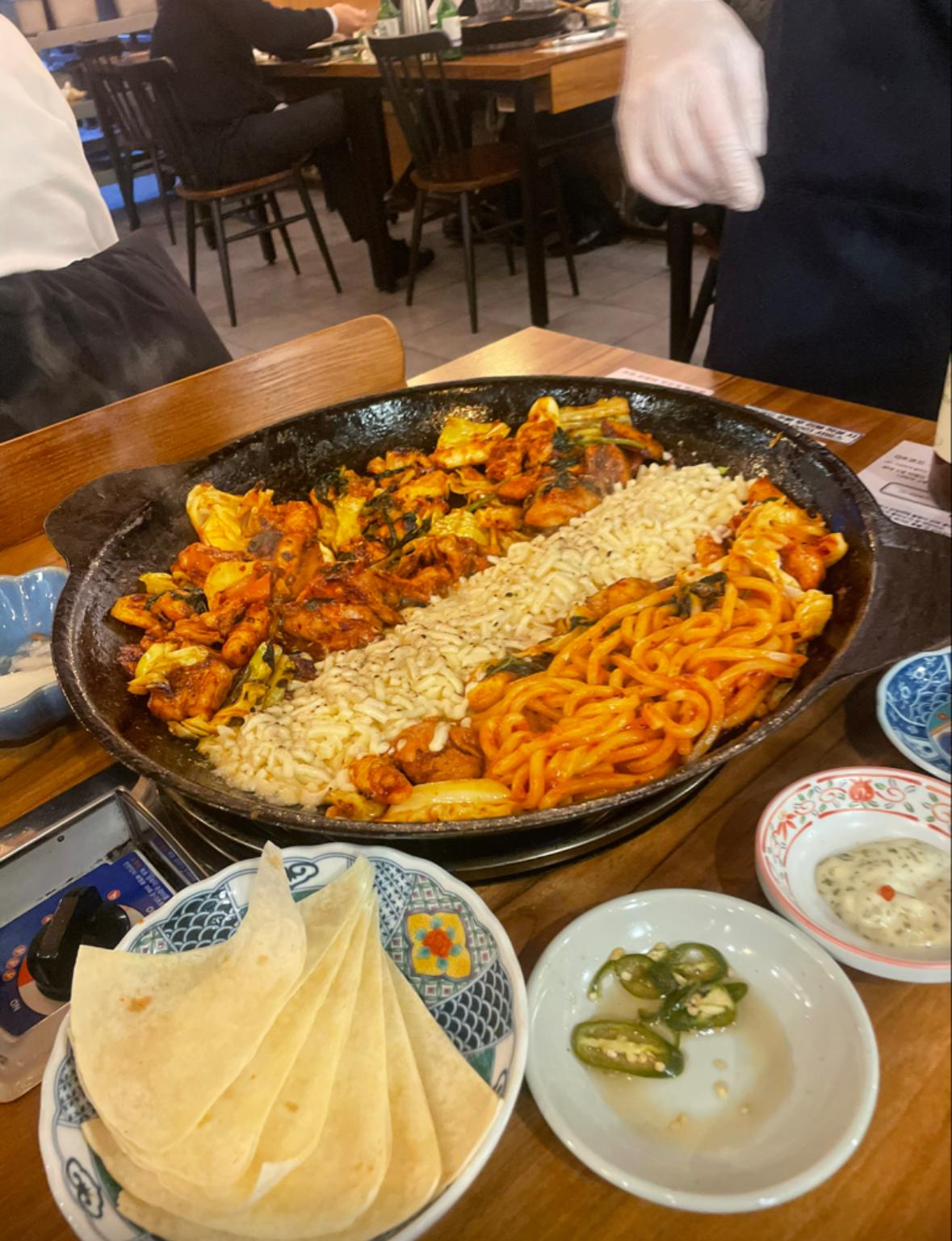 류몽민 매장 방문 후 남겨주신 고객 리뷰 사진입니다.