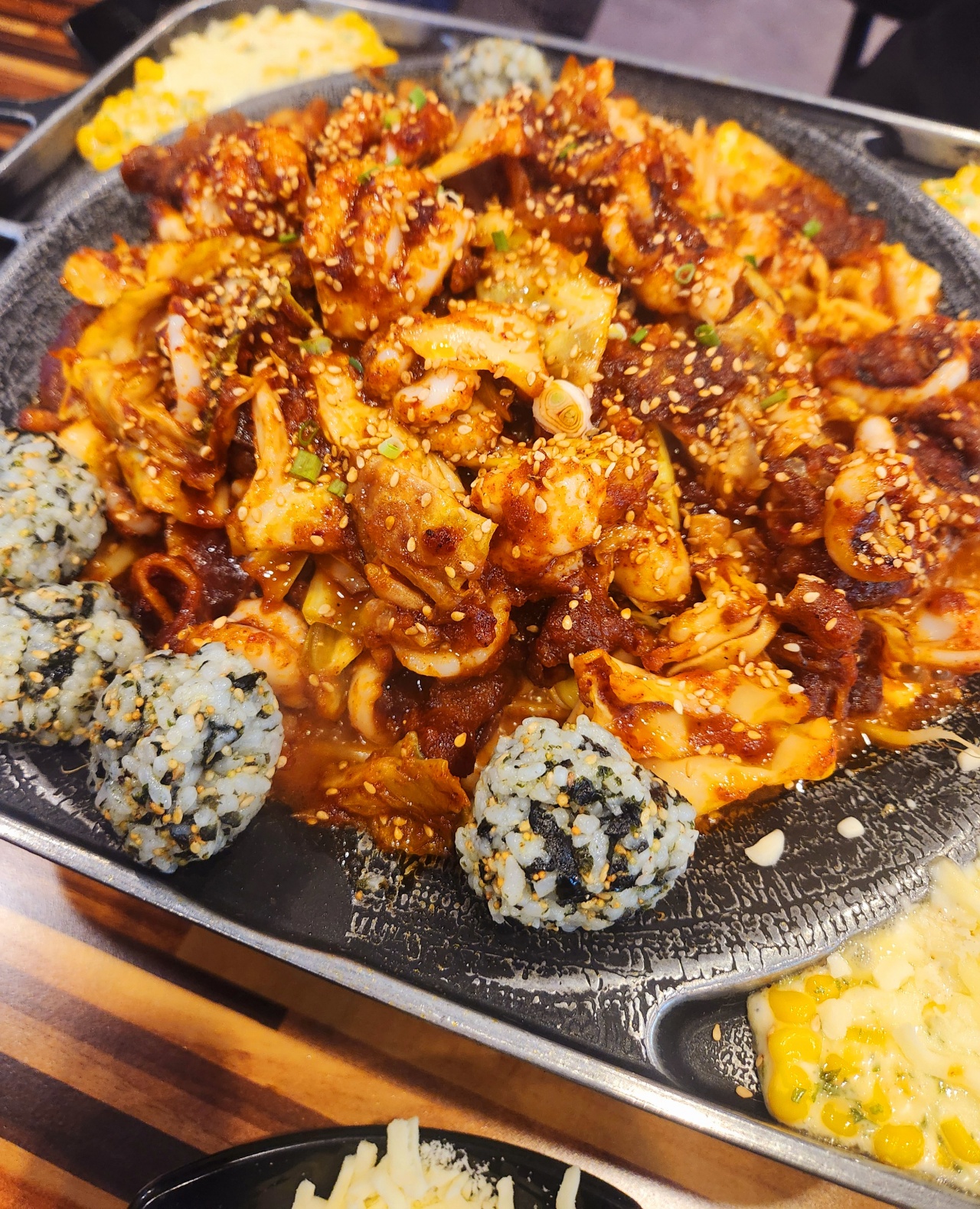 팔봉산용궁불쭈꾸미 매장 방문 후 남겨주신 고객 리뷰 사진입니다.