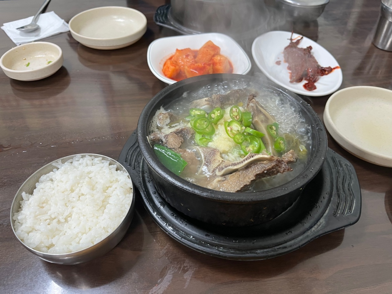 용마해장국 매장 방문 후 남겨주신 고객 리뷰 사진입니다.