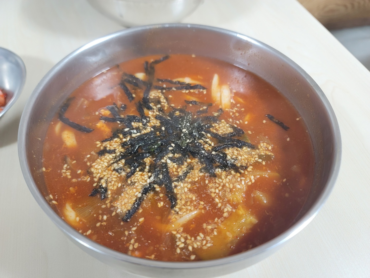 현대장칼국수 매장 방문 후 남겨주신 고객 리뷰 사진입니다.