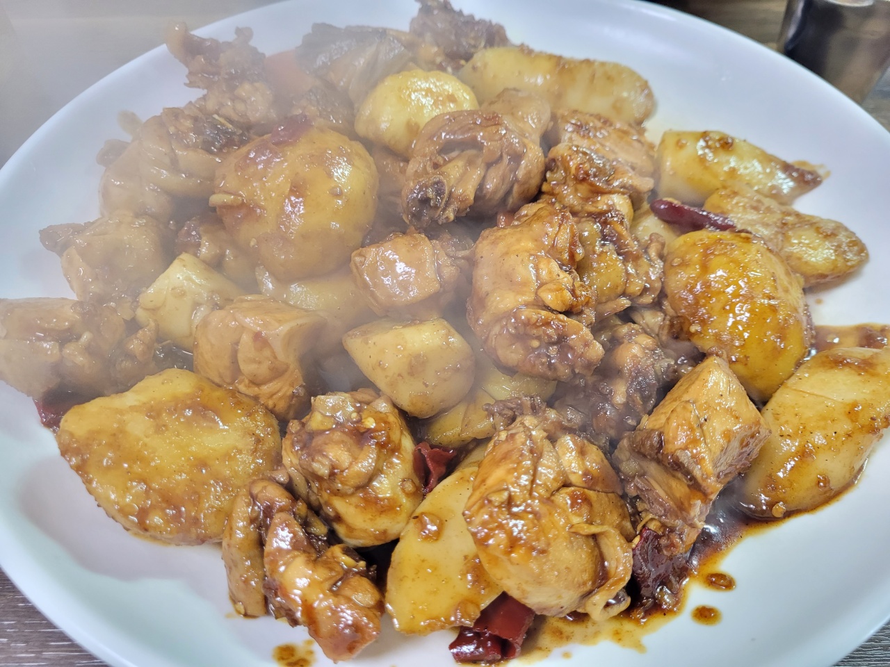 안동유진찜닭 매장 방문 후 남겨주신 고객 리뷰 사진입니다.