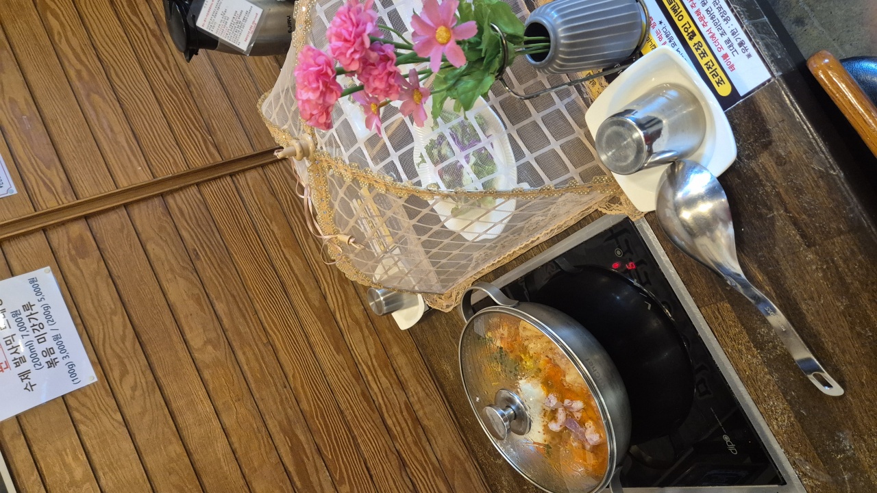 미쓰발랑코 매장 방문 후 남겨주신 고객 리뷰 사진입니다.
