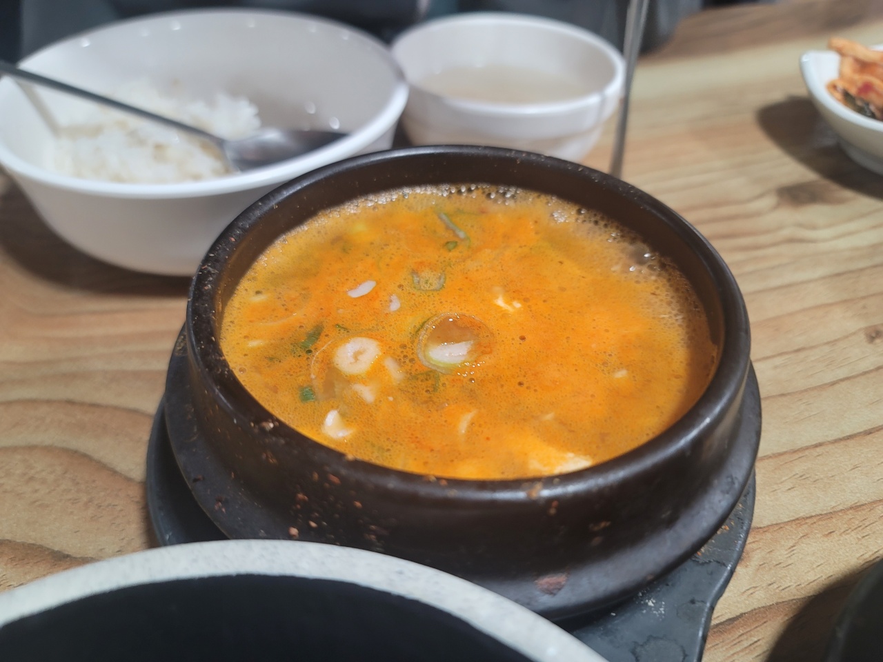 욕쟁이할머니집 매장 방문 후 남겨주신 고객 리뷰 사진입니다.