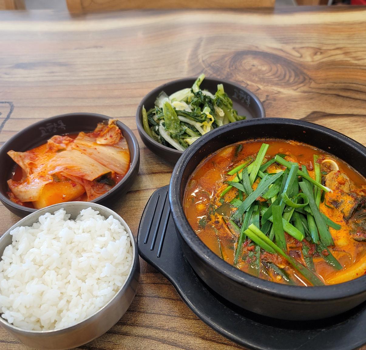 고향옥얼큰순대국 구리갈매점 매장 방문 후 남겨주신 고객 리뷰 사진입니다.