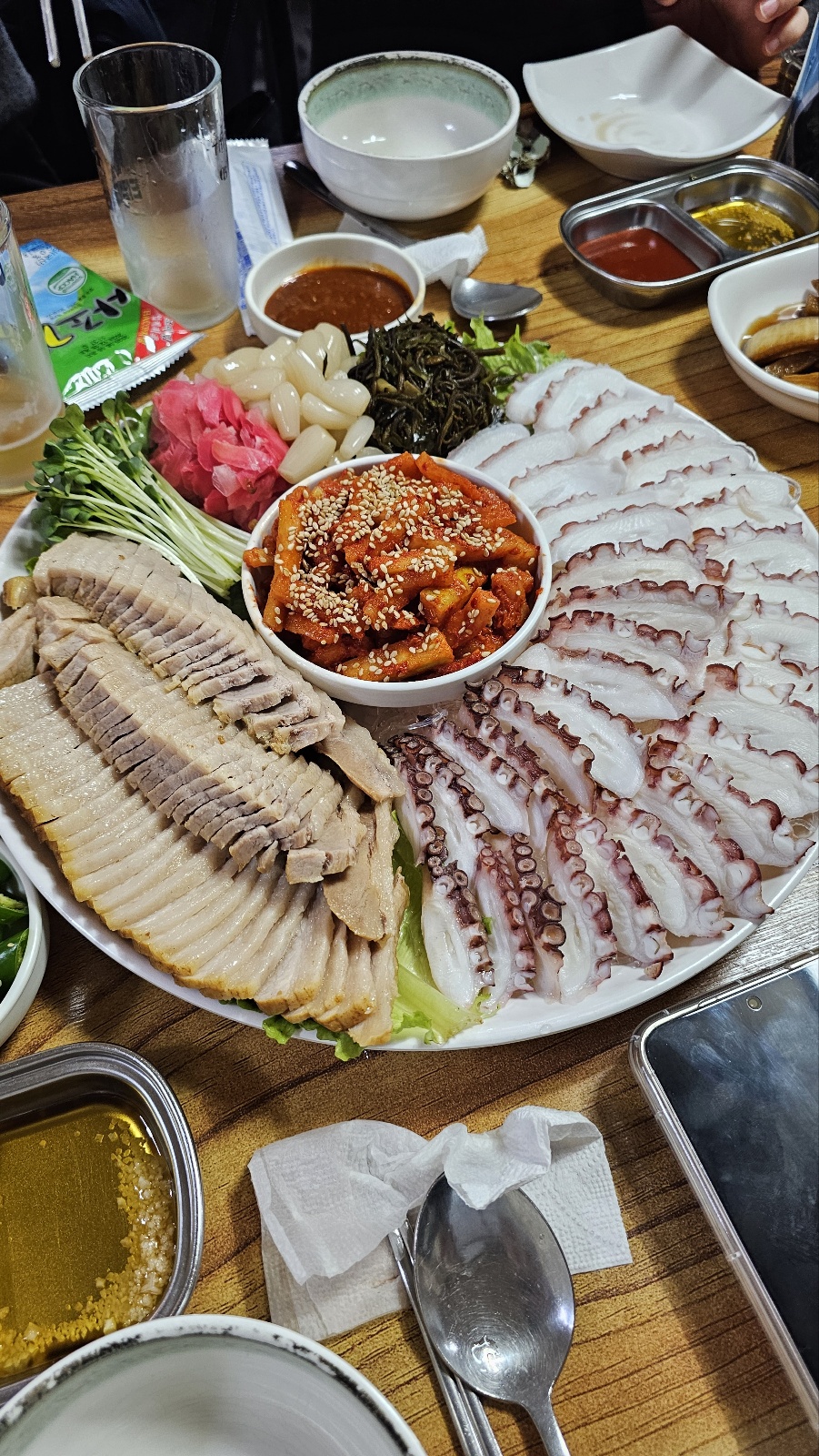 문어시대 매장 방문 후 남겨주신 고객 리뷰 사진입니다.