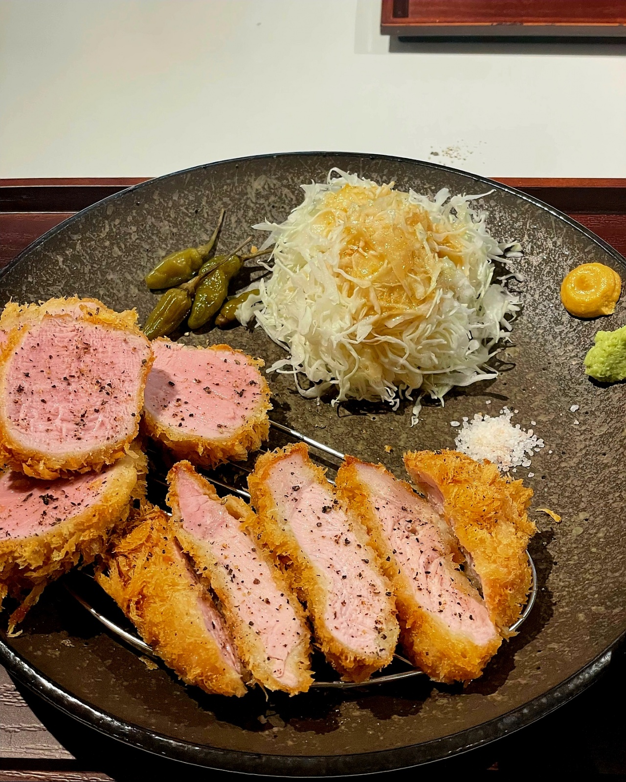 카츠디나인 신대방삼거리 본점 매장 방문 후 남겨주신 고객 리뷰 사진입니다.