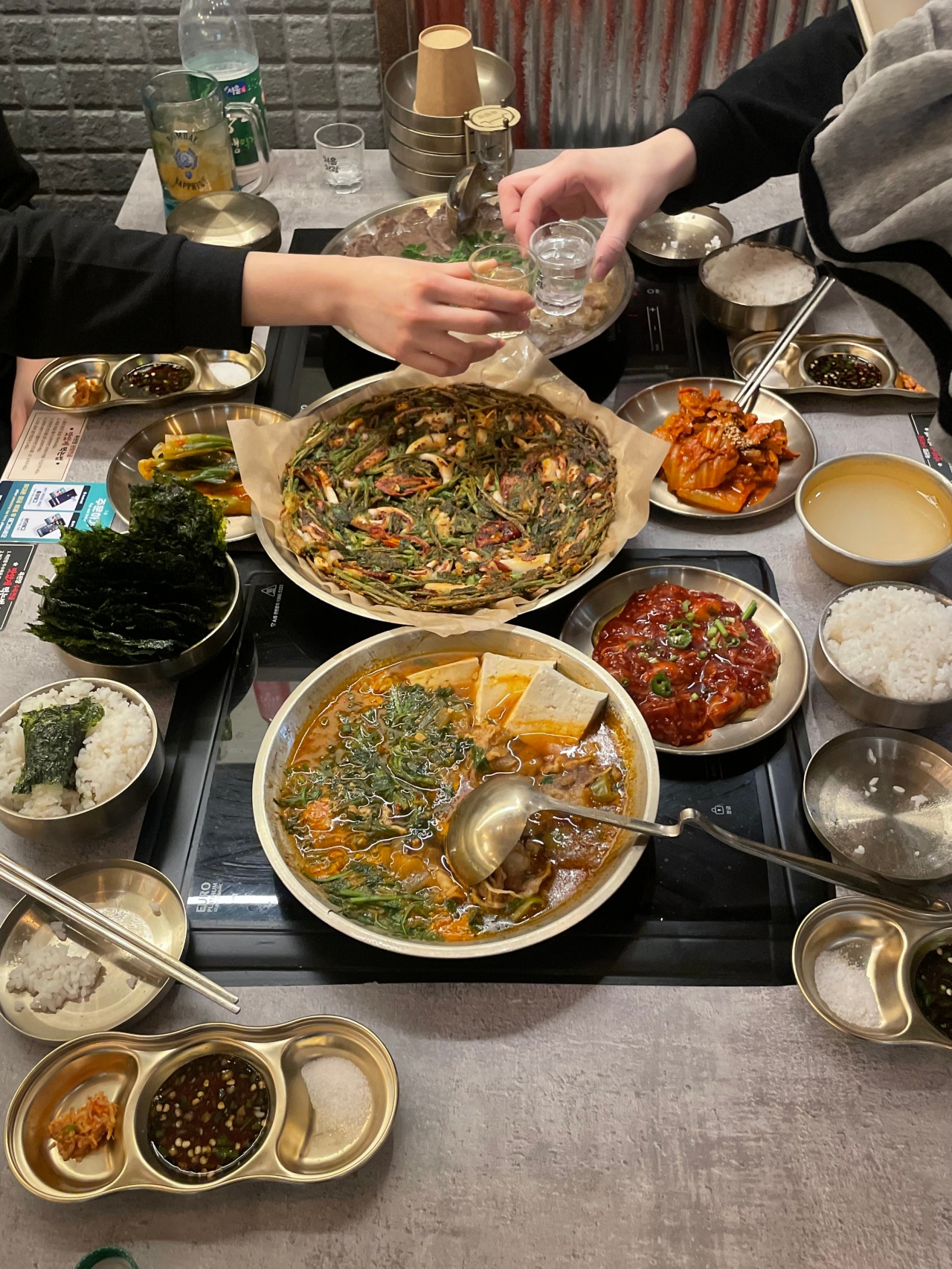 옥된장 상암점 매장 방문 후 남겨주신 고객 리뷰 사진입니다.