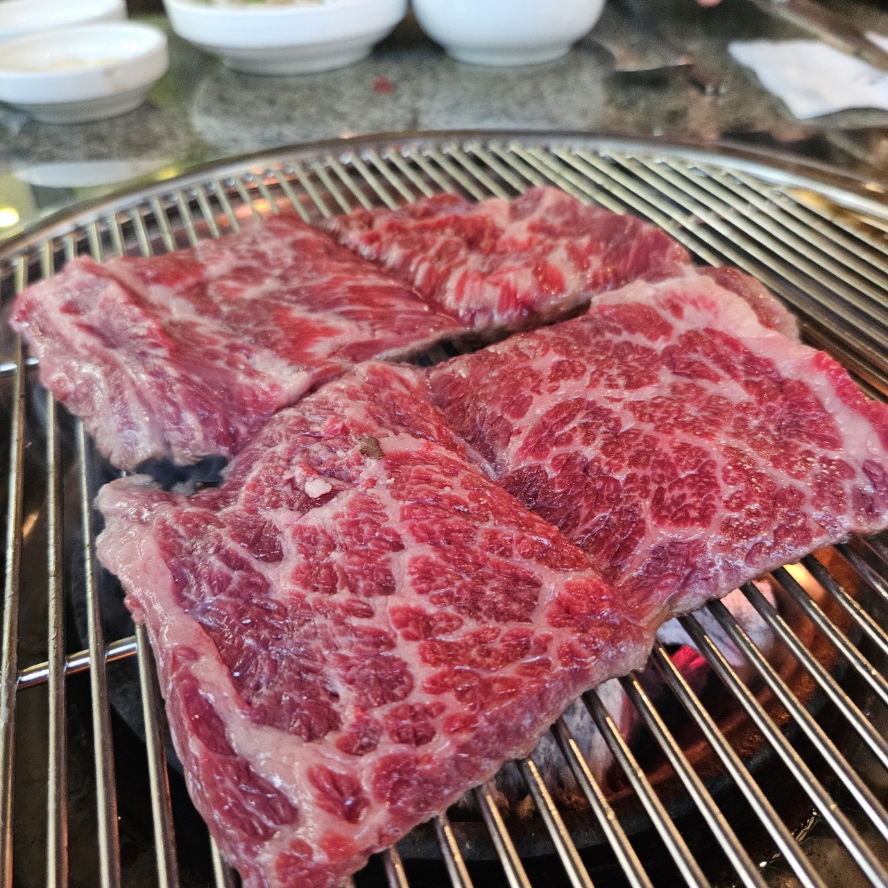 농우본갈비 매장 방문 후 남겨주신 고객 리뷰 사진입니다.