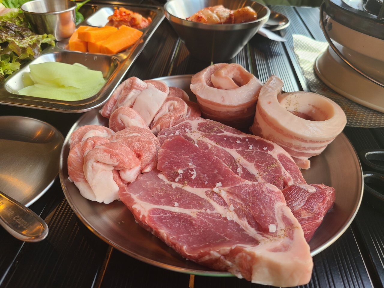 인더캠핑 매장 방문 후 남겨주신 고객 리뷰 사진입니다.