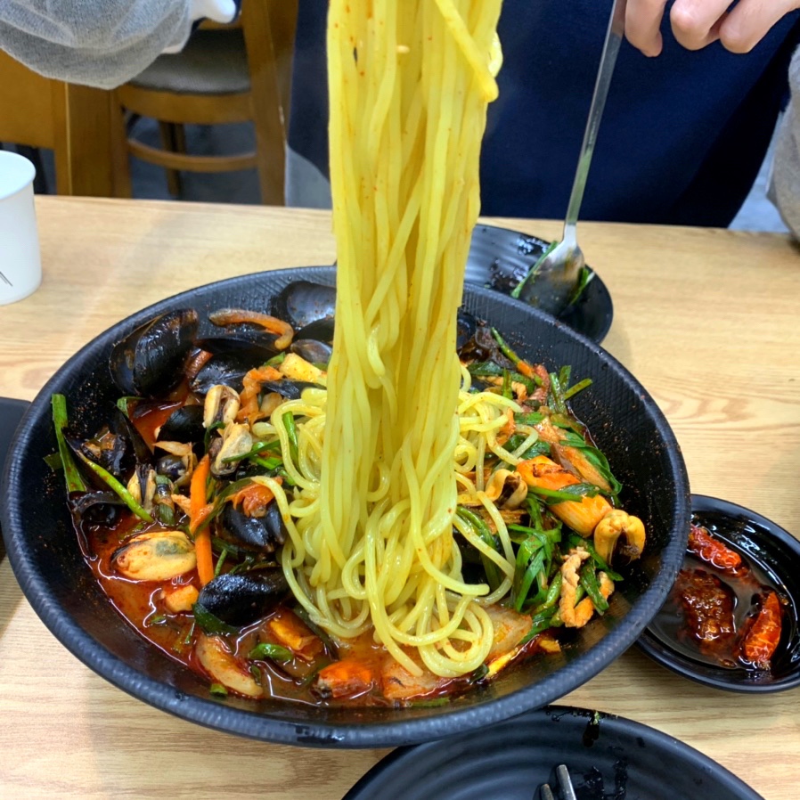 빙빙반점 매장 방문 후 남겨주신 고객 리뷰 사진입니다.