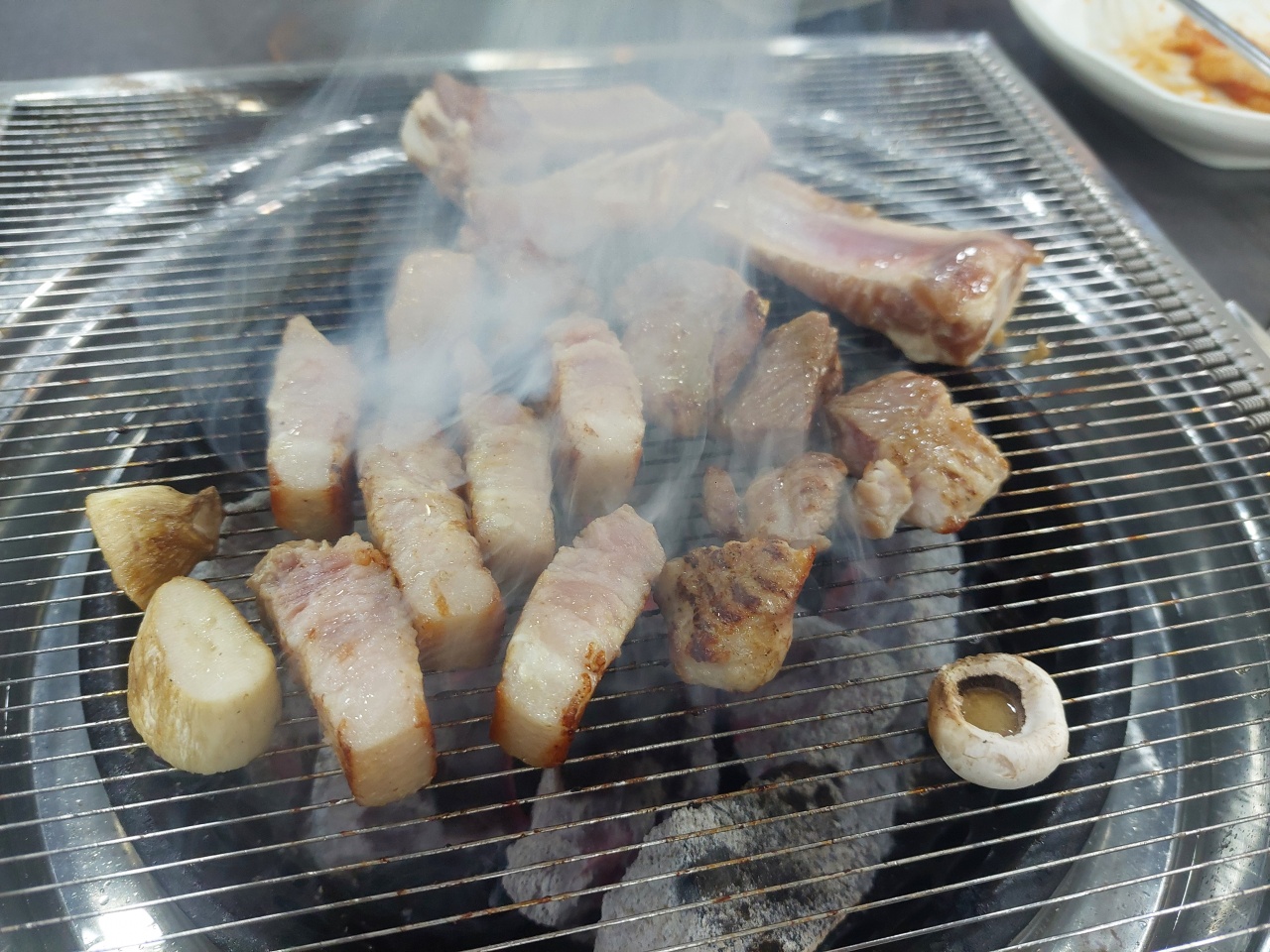 우정참숯소갈비살 매장 방문 후 남겨주신 고객 리뷰 사진입니다.