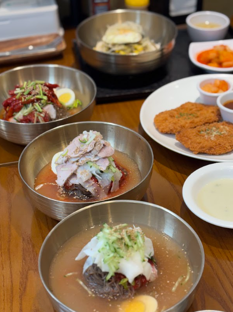 수유골목냉면 매장 방문 후 남겨주신 고객 리뷰 사진입니다.