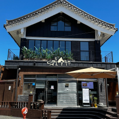 place_img