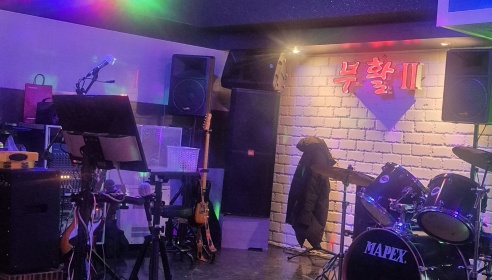 7080 라이브 LIVE 부활 매장 이미지